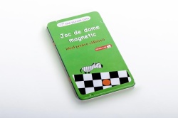 Joc magnetic - Dame - ideal pentru călătoriiVârsta: 4-99Număr dejucători: 2. Conține: 28 magneți.Fie că ești într-o călătorie cu tre nulsau mașina, la iarbă verde sau peplajă, te poți bucura de jocul de DameMagnetic. Un joc de strategiecare stimulează - Img 2