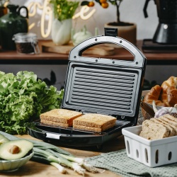 Sandwich maker 1000 W, strat antiaderent, AD 3068, Adler - Img 3