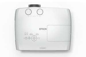 Proiector Epson EH-TW7000, 3LCD 3D active, 3000 lumeni, 4K PRO-UHD, 16:9, 4K enhancement, 40.000 : 1, lampa 3500 ore/ 5000 ore Eco mode, zoom 1.62x, dimensiune maxima imagine 500", distanta maxima de proiectie 23.8 m, USB 2.0 Type A (2x), USB 2.0 Type - Img 1