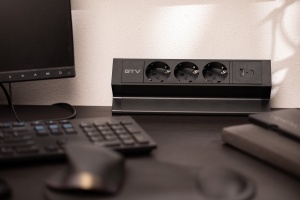 Priza de colt, 3 x Schuko, 2 x USB, neagra, Basco, GTV - Img 5