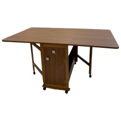 Set masa plianta cu spatiu depozitare, usa si sertar, Pal Melaminat, 160x96x80 cm si 6 scaune pliante lemn, tapitate cu piele ecologica, nuc - Img 3