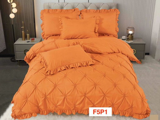 Lenjerii de pat din finet cu pliuri brodate si volanase F5P1
