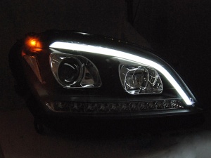 Faruri Tube Light compatibil cu Mercedes M-Class W164 (2005-2008) Negru cu Semnal Dinamic - Img 3