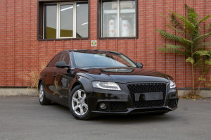 Grila Centrala Fara Emblema compatibil cu Audi A4 B8 2008-2015 RS4 Desing Negru Mat - Img 6