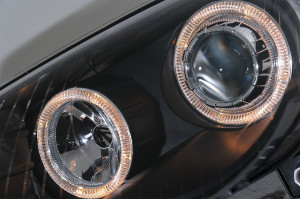 Faruri compatibil cu VW Passat B6 3C 2005-2010 Angel Eyes Negru - Img 4