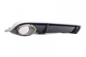 Difuzor Bara Spate si Ornamente Evacuare compatibil cu Audi A4 B8 Pre Facelift 2007-2011 cu Grila Centrala RS Desing Negru Lucios - Img 4