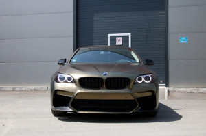 Bara Fata Echipata cu Grile Centrale compatibila cu BMW Seria 5 F10 F11 (2011-2017) M5 G30 Design - Img 8