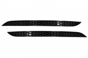 Honeycomb Reflectorizanti Negru Lucios Bara Spate compatibil cu VW Golf 8 VIII Hatchback 2020-> - Img 2