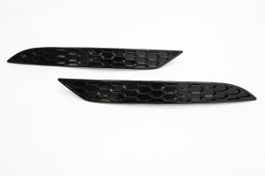 Honeycomb Reflectorizanti Bara Spate compatibil cu VW Golf 7.5 2017-2019 - Img 4