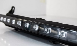 Pachet Lumini de zi dedicate cu semnalizare LED compatibil cu Audi Q7 2006-2009 OEM Facelift Design - Img 3