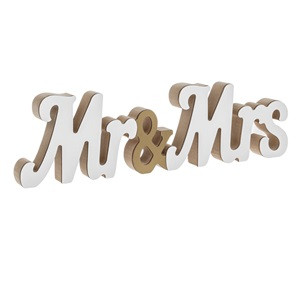 Semn din Lemn Decorativ Alb Auriu Mr&Mrs 35x2.5x10cm