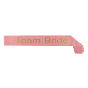 Panglica Roz Aurie 'Team Bride' pentru Petrecerea Burlacitelor