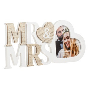 Rama Foto din Lemn Alb Bej Mr&Mrs cu Inima 27x1x12cm