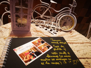 Set Album foto / GuestBook pentru nunta, MODEL 12 Flori, personalizabil, A4 landscape, pix si dubluadeziv inclus, 3 piese - Img 2