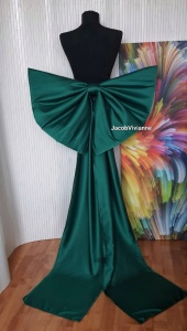 Brosa funda mare din satin talie cu trena detasabila - Img 4