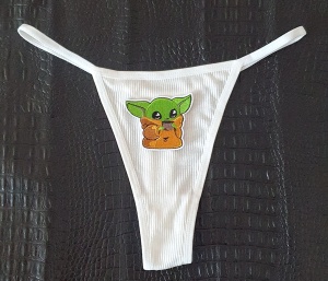 Chilot brodat Yoda - Img 2