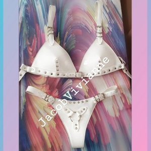 Set sutien si chilot lacuit piele naturala