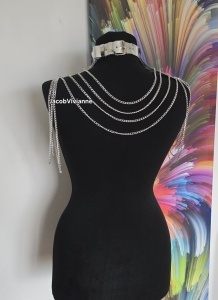 Ham elegant pentru umeri cu lanțuri argintii, accesoriu fashion statement