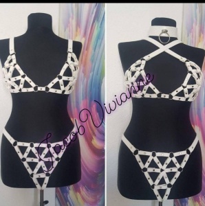 2	Set sutien si chilot piele naturala
