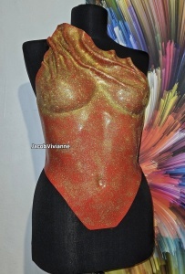 Corset plastic rosu cu glitter gold