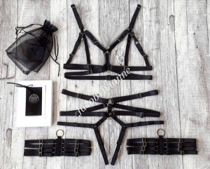 Set ham bust , chilot si bretele picior