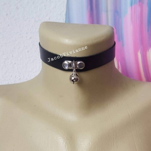Choker piele naturala cu clopotel - Img 2