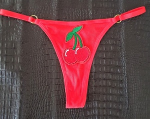 Chilot brodat Cherry