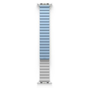 Двулицева магнитна каишка UNIQ Revix - Apple Watch Ultra 49mm / Ultra 2 49mm / 45mm Series 9 / 45mm Series 8 / 45mm Series 7 / 44mm SЕ (2nd gen) / 44mm SE / 44mm Series 6 / 44mm Series 5 / 44mm Series 4 / 42mm Series 3 / 42mm Series 2 бял / син - Img 8