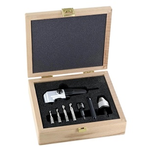 Adaptor unghiular profesional pentru gaurire in spatii inguste. FAMAG 1597.750, Prindere 1/4", angrenaj metalic si performanta germana garantata.