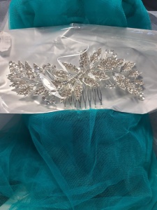 Accesoriu de par cu pieptene pentru mireasa