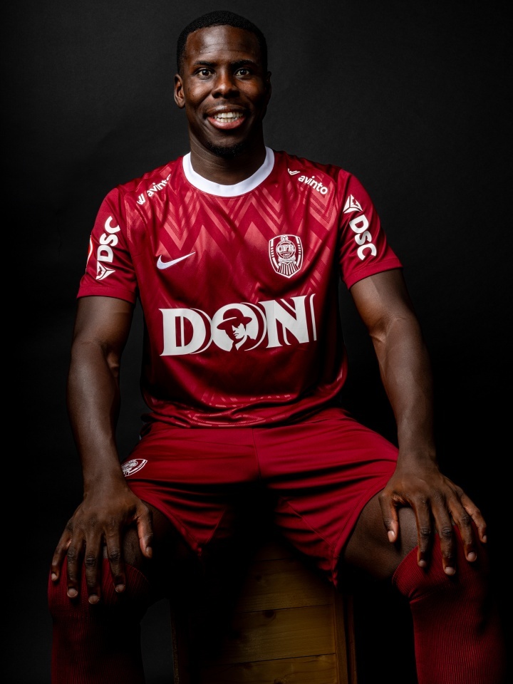 Tricou oficial CFR Cluj - Nike visiniu - 2025-2026 + emblema