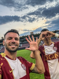 Tricou visiniu purtat in meci CFR Cluj - FC Voluntari din 27.07.2026