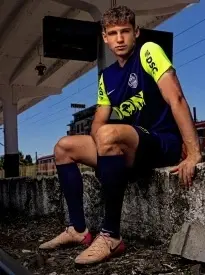 Tricou oficial CFR Cluj - Nike violet+ galben neon - 2025-2026 + emblema oficiala de Superliga - Img 7