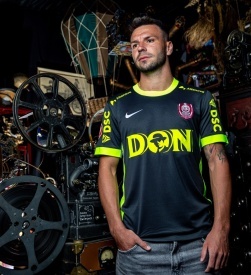 Tricou oficial CFR Cluj - Nike negru - 2026-2027 + emblema oficiala de Superliga