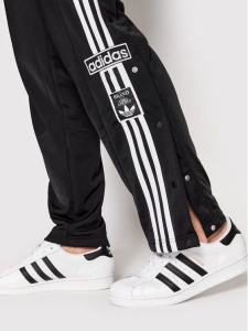 Pantaloni de trening Adidas - Img 3