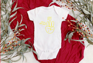 Body Bebe Personalizat Am 3 anisori