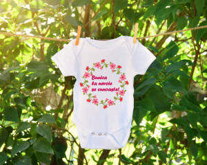 Body Bebe Personalizat Bunica la nevoie se cunoaste
