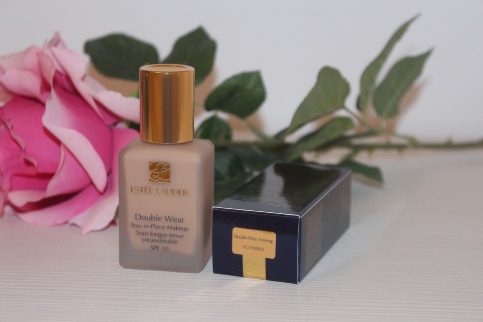 Fond de ten rezistent la transfer Estee Lauder Double Wear Stay In Place 3C2 Pebble