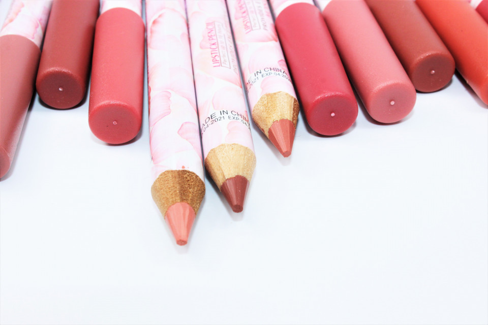 Set 12 creioane de buze , Miss Demi, Lipstick Pencil - 1 | YEO