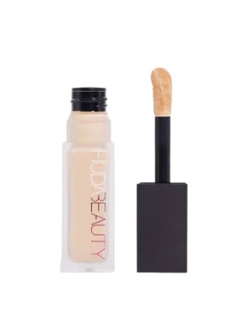 Corector lichid, Huda Beauty, Faux Filter Luminous Matte, 1.3G Marshmallow, 9 ml