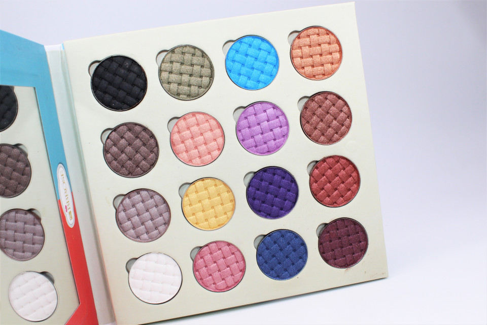 Trusa farduri de ochi, BBROSE Cosmetics, The balm, Eyeshadow Palette Trusa farduri de ochi, BBROSE Cosmetics, The balm, Eyeshadow Palette