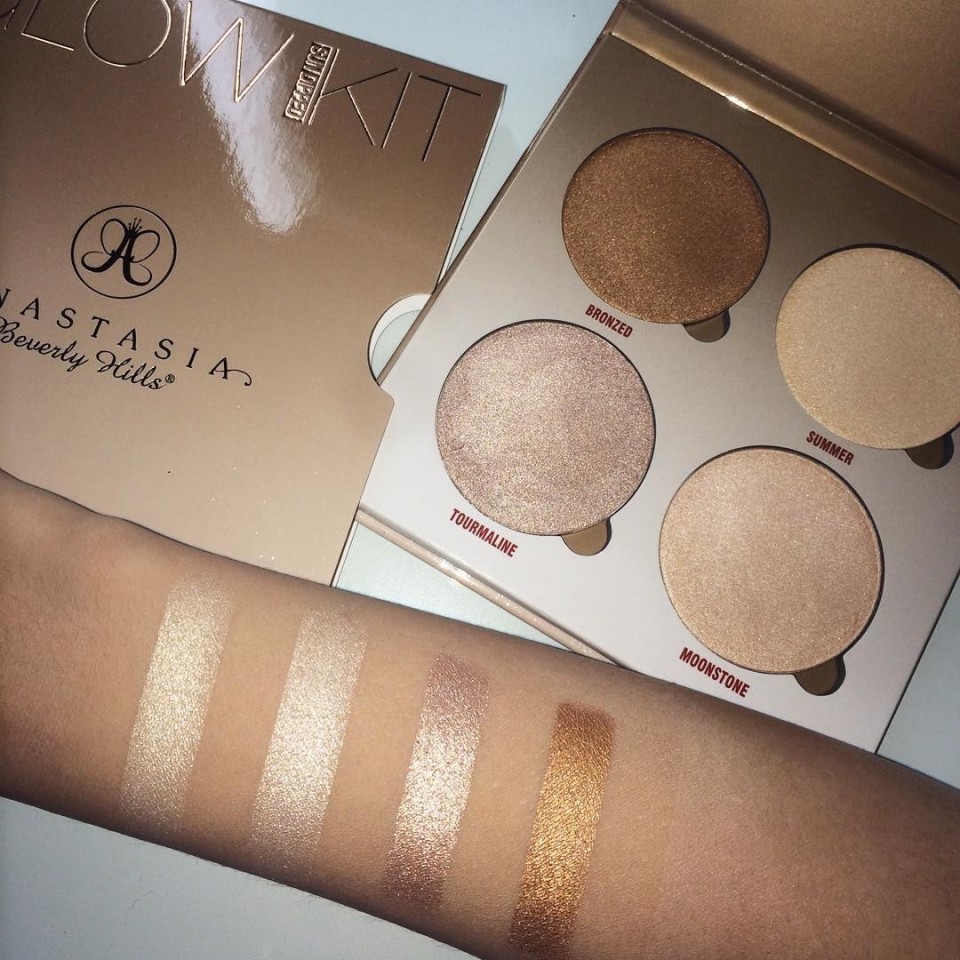 Paleta iluminatoare Glow Kit Anastasia Beverly Hills Sun Dipped - 1 | YEO