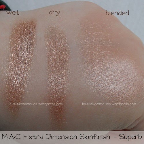 Pudra iluminatoare MAC Extra Dimension Skinfinish Lumiere Nuanta Superb - 3 | YEO