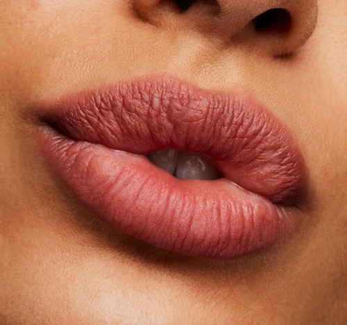 Ruj de buze MAC Powder Kiss Lipstick, Natural, Mat (Fara cutie si eticheta) - Img 5