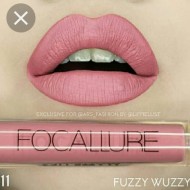 Ruj de buze lichid mat Focallure Ultra Chic Lips, Nuanta 11 Fuzzy Wuzzy