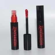 Ruj de buze metallic / glitter rezistent Kat Von D Everlasting Glimmer Veil Nuanta Rocker