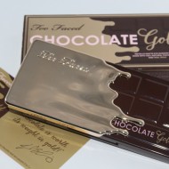 Paleta fard de ochi Too Faced Chocolate Gold Make Up Palette