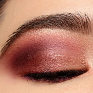 Paleta 4 fard pleoape Charlotte Tilbury Luxury Palette Mesmerising Maroon