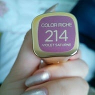 Ruj rezistent Loreal Color Riche Nuanta 214 Violet Saturne