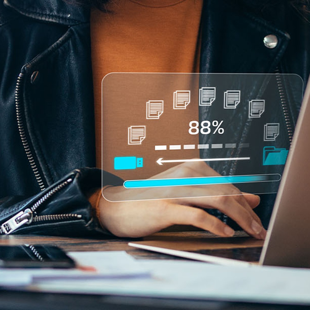 Stick memorie Kingston din Policarbonat - Moboid.ro